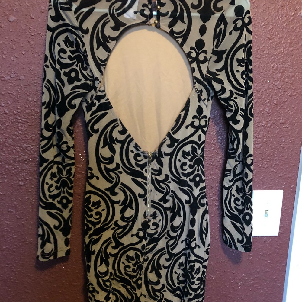 Dress - Picture 2 of 3